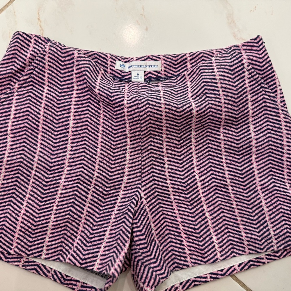 Southern Tide Pink and Navy Chevron Shorts